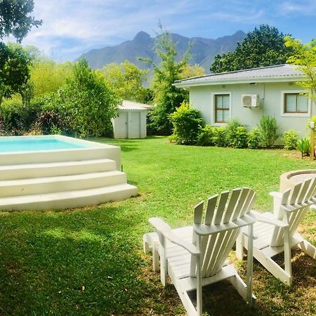 The Country Cottage Swellendam Extérieur photo